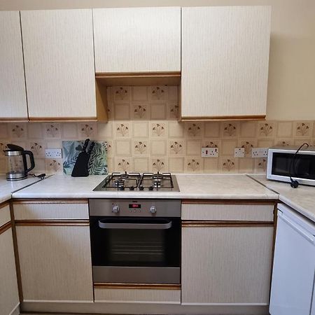 Faodail, 1 Bed Studio Apartment At Ravenscraig Castle And Park 柯科迪 外观 照片