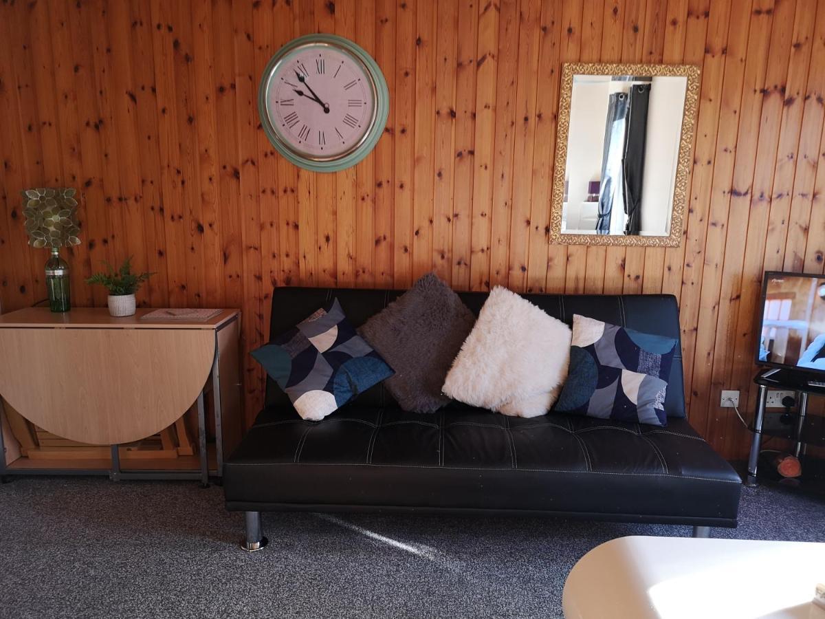 Faodail, 1 Bed Studio Apartment At Ravenscraig Castle And Park 柯科迪 外观 照片