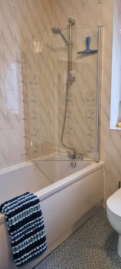 Faodail, 1 Bed Studio Apartment At Ravenscraig Castle And Park 柯科迪 外观 照片