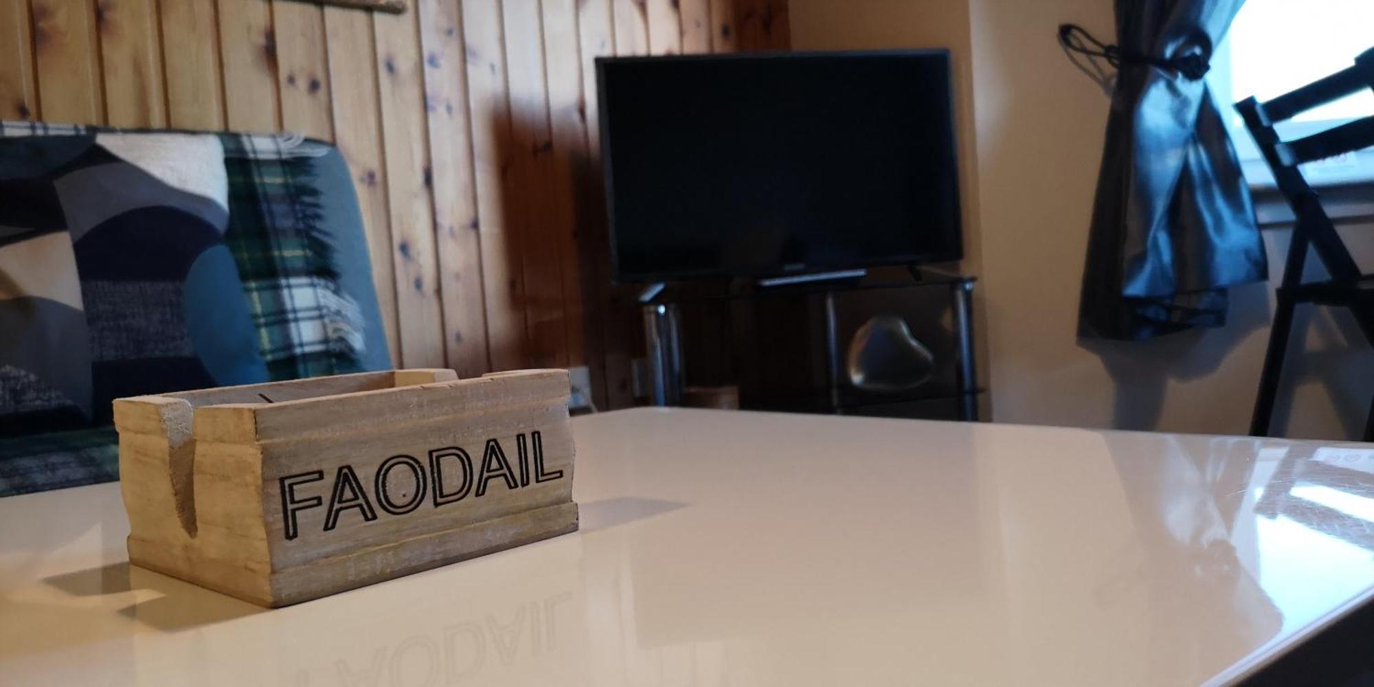 Faodail, 1 Bed Studio Apartment At Ravenscraig Castle And Park 柯科迪 客房 照片